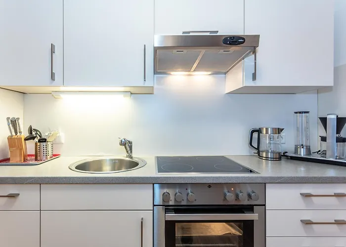 Апартаменты Hollin By We Rent, Jokercard Included