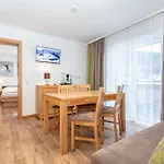 Hollin By We Rent, Jokercard Included Lägenhet *