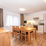 Hollin By We Rent, Jokercard Included *
