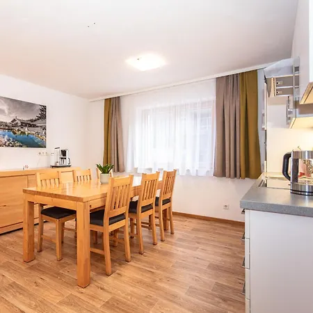 Hollin By We Rent, Jokercard Included Apartament
